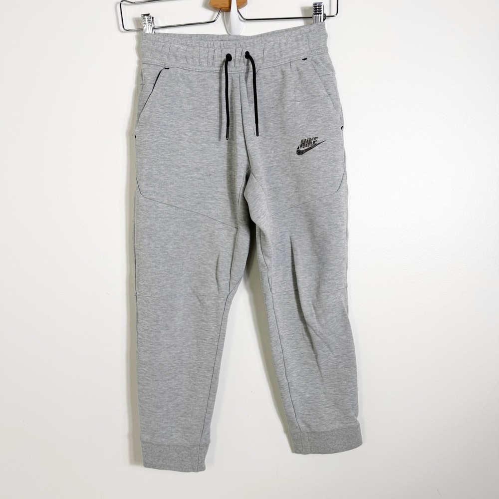 Nike Tech Fleece Joggers Kids Medium Gray CU9213-063 Tapered Sweatpants